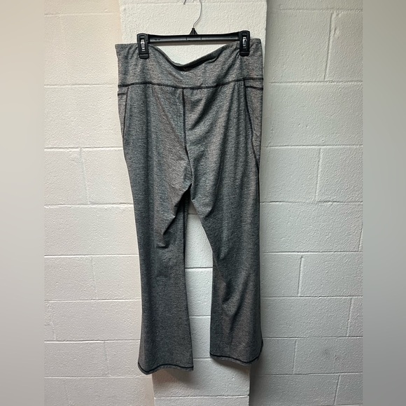 Livi Gray Women's Pants - Picture 5 of 5